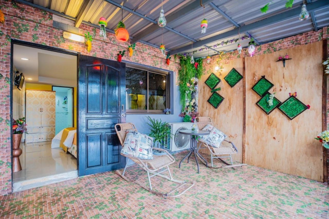 Menulis Coolly House Patong Bed & Breakfast Екстериор снимка