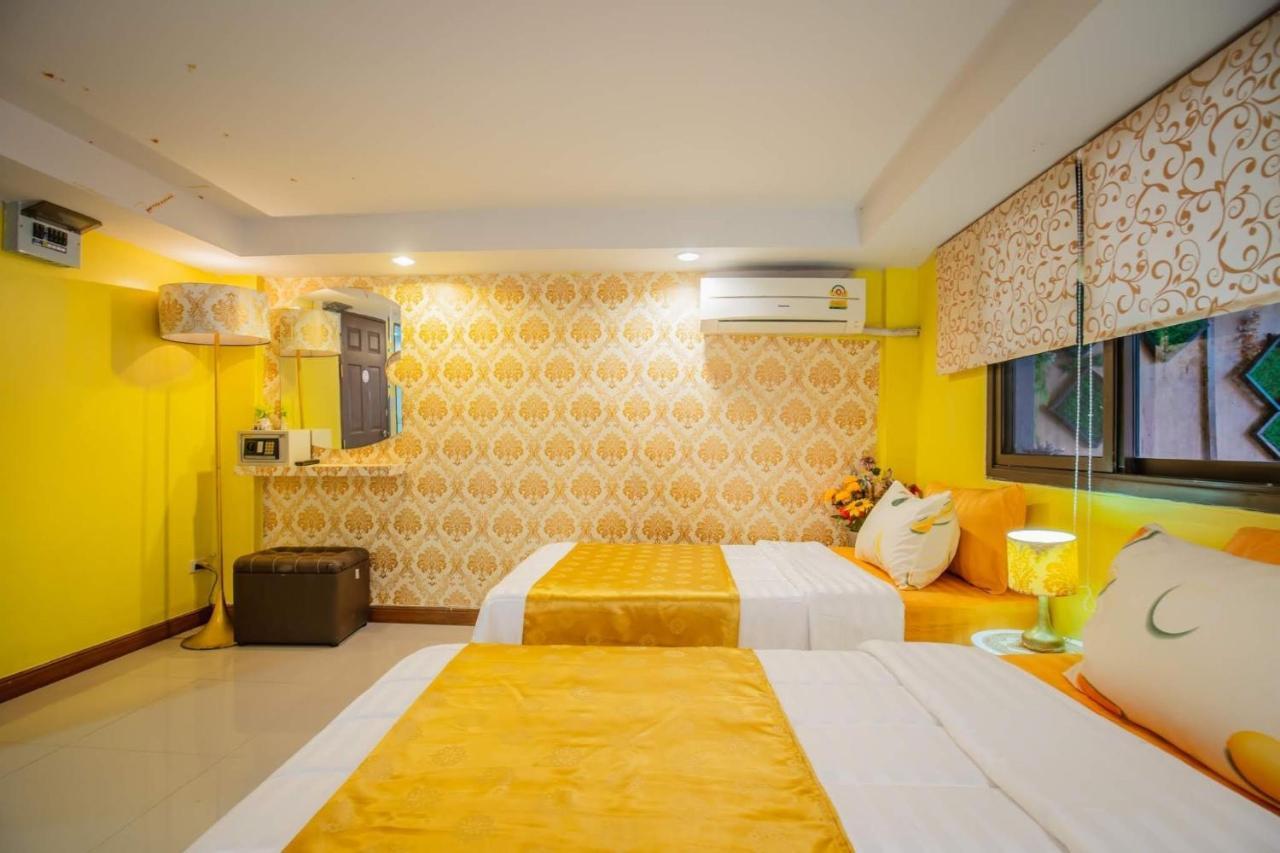 Menulis Coolly House Patong Bed & Breakfast Екстериор снимка