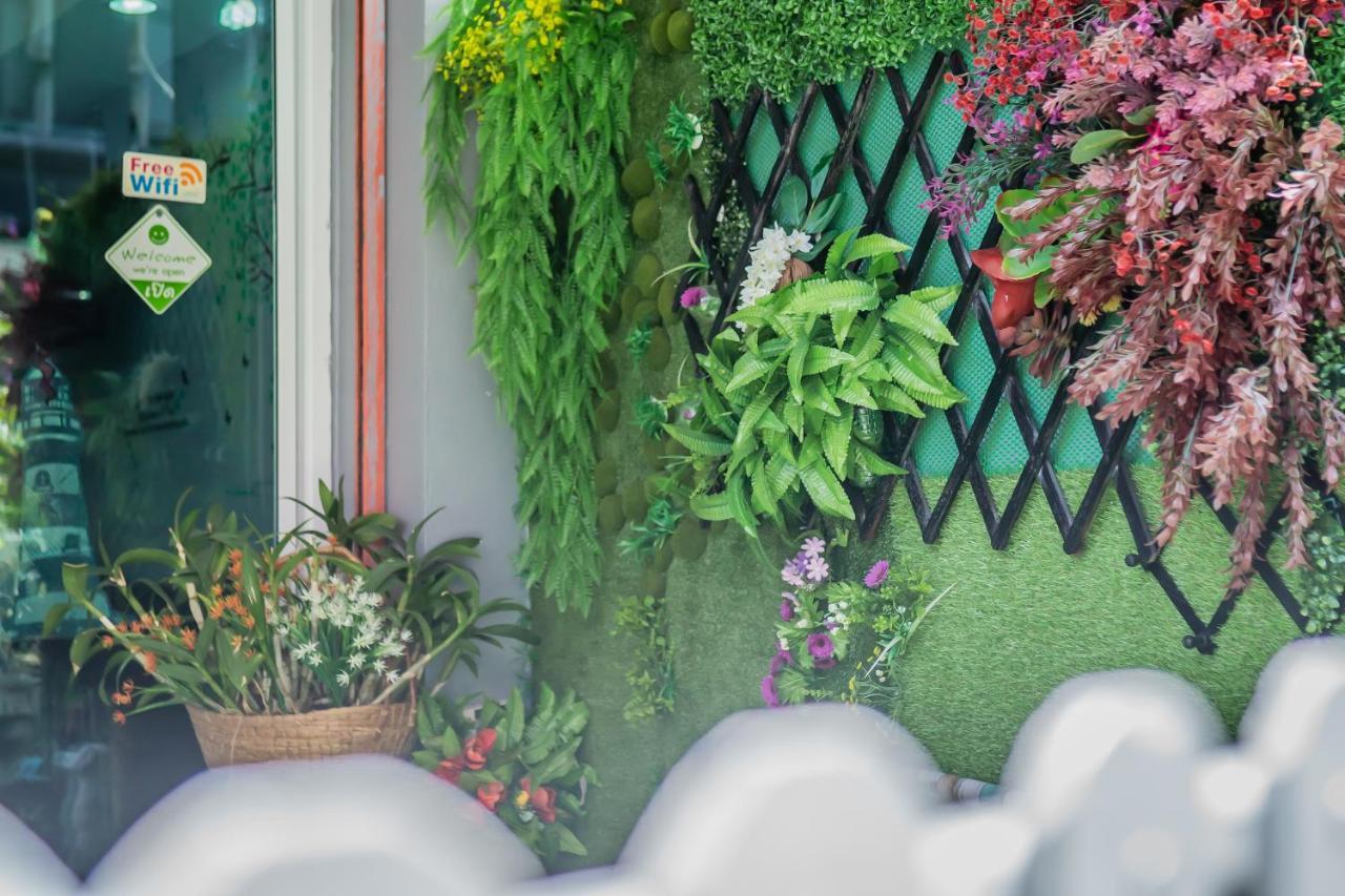Menulis Coolly House Patong Bed & Breakfast Екстериор снимка