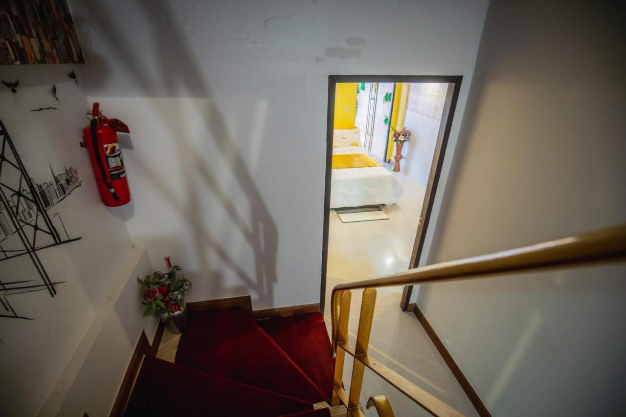 Menulis Coolly House Patong Bed & Breakfast Екстериор снимка