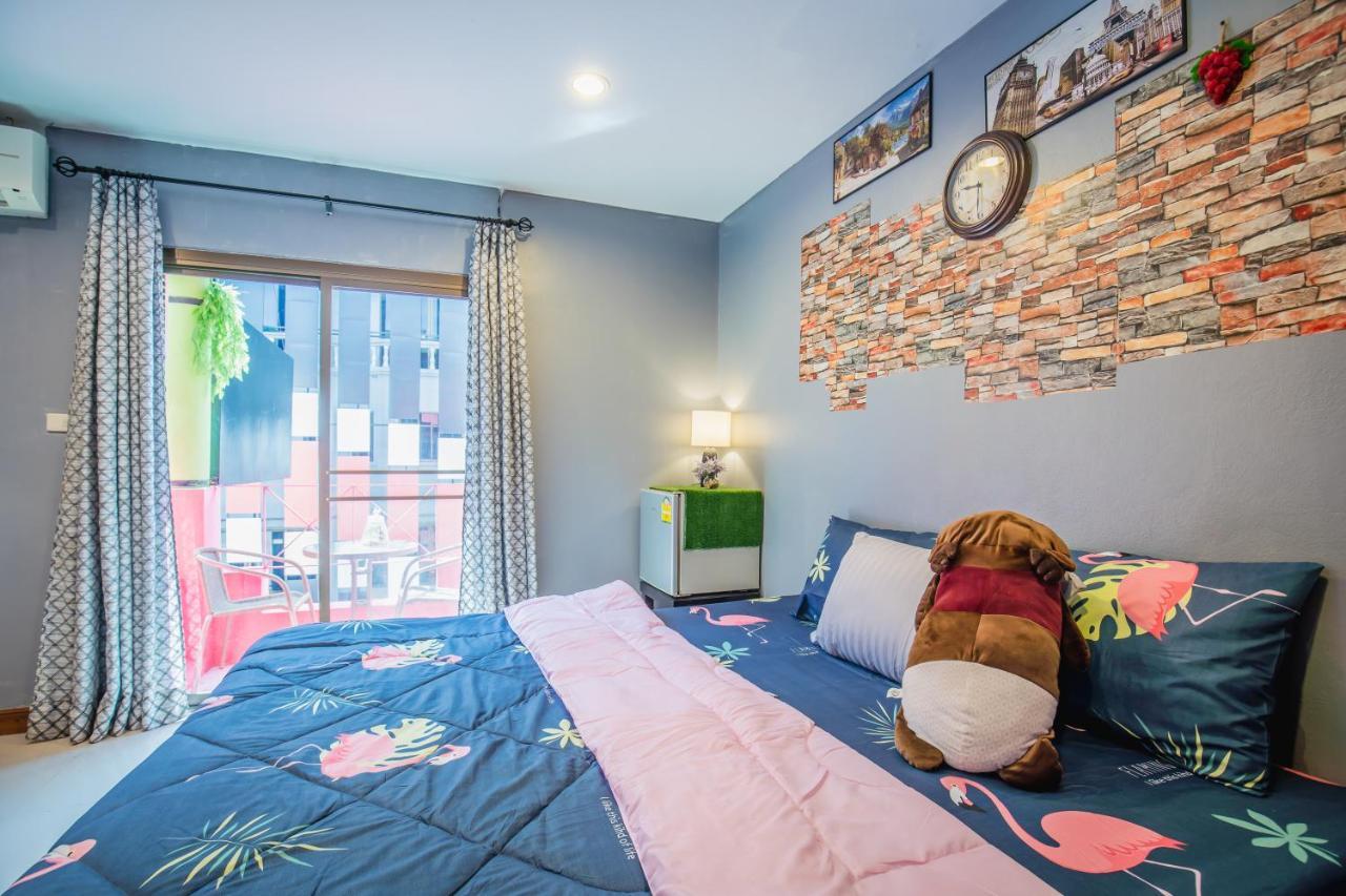 Menulis Coolly House Patong Bed & Breakfast Екстериор снимка