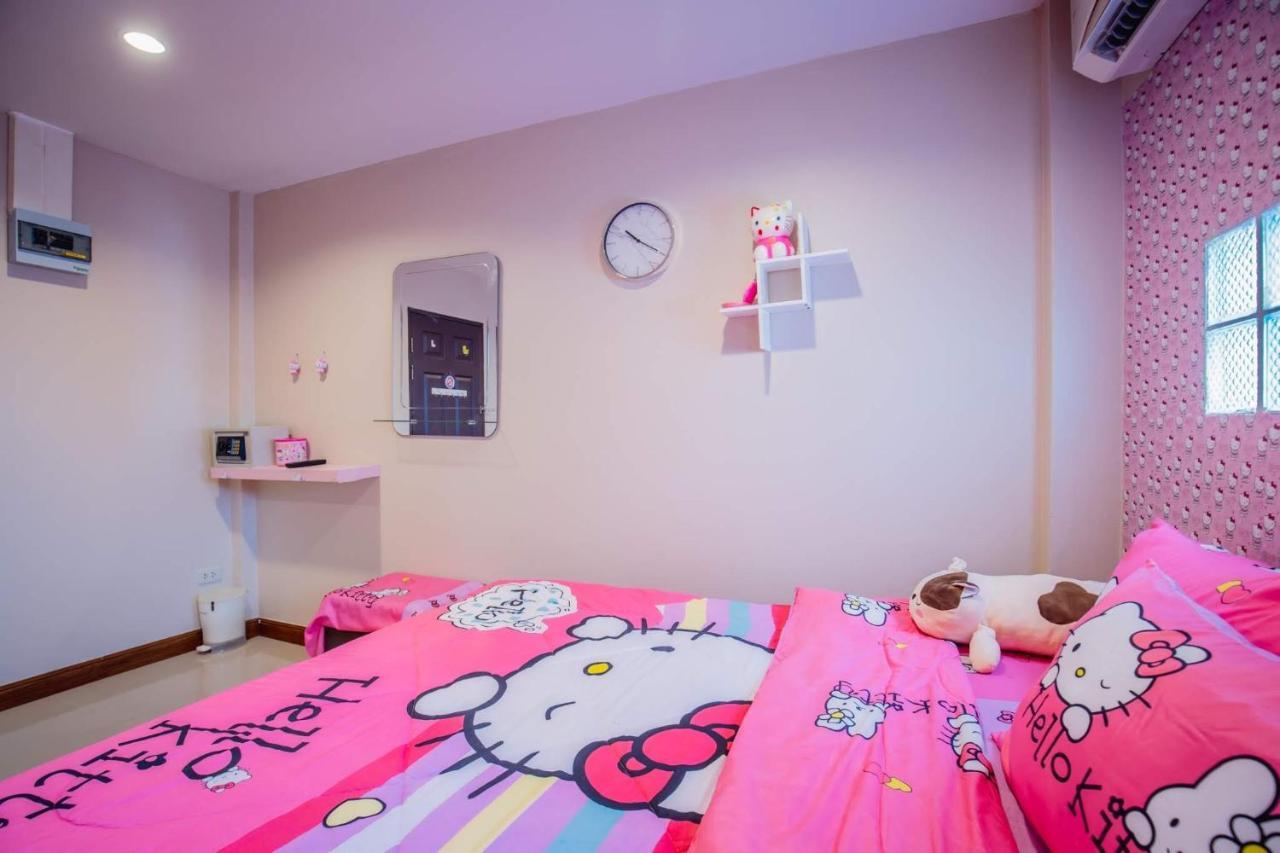 Menulis Coolly House Patong Bed & Breakfast Екстериор снимка