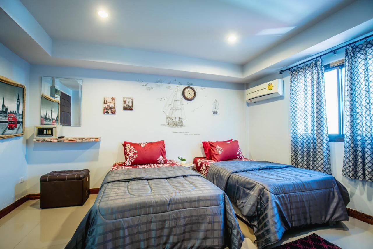 Menulis Coolly House Patong Bed & Breakfast Екстериор снимка
