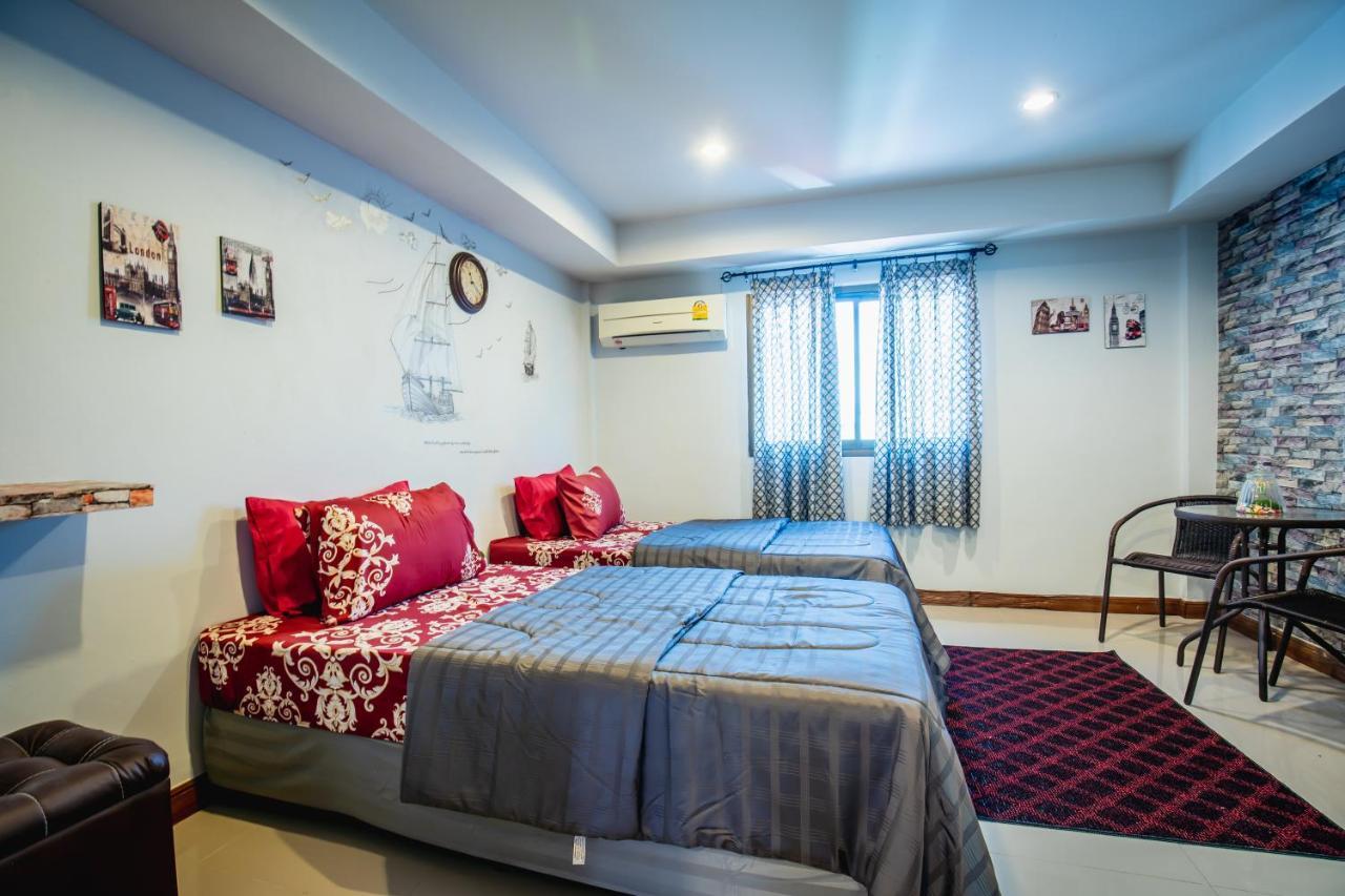 Menulis Coolly House Patong Bed & Breakfast Екстериор снимка