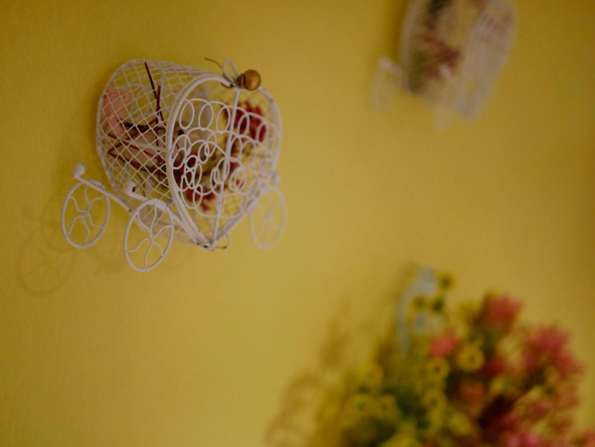 Menulis Coolly House Patong Bed & Breakfast Екстериор снимка
